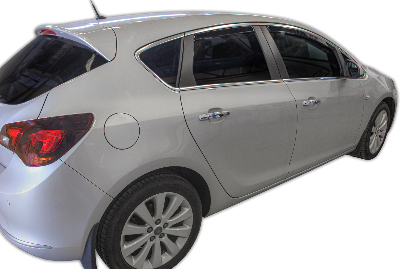 GP Okenski deflektorji za Opel Astra J Hatchback 2009-2015 5 vrata 4 kosa